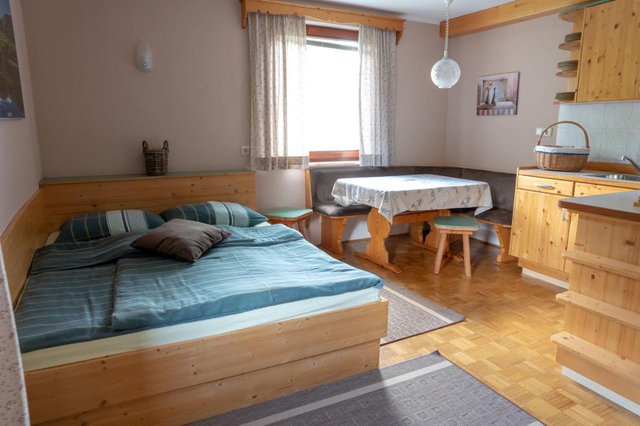 Apartments Maja By The River Бохин Екстериор снимка
