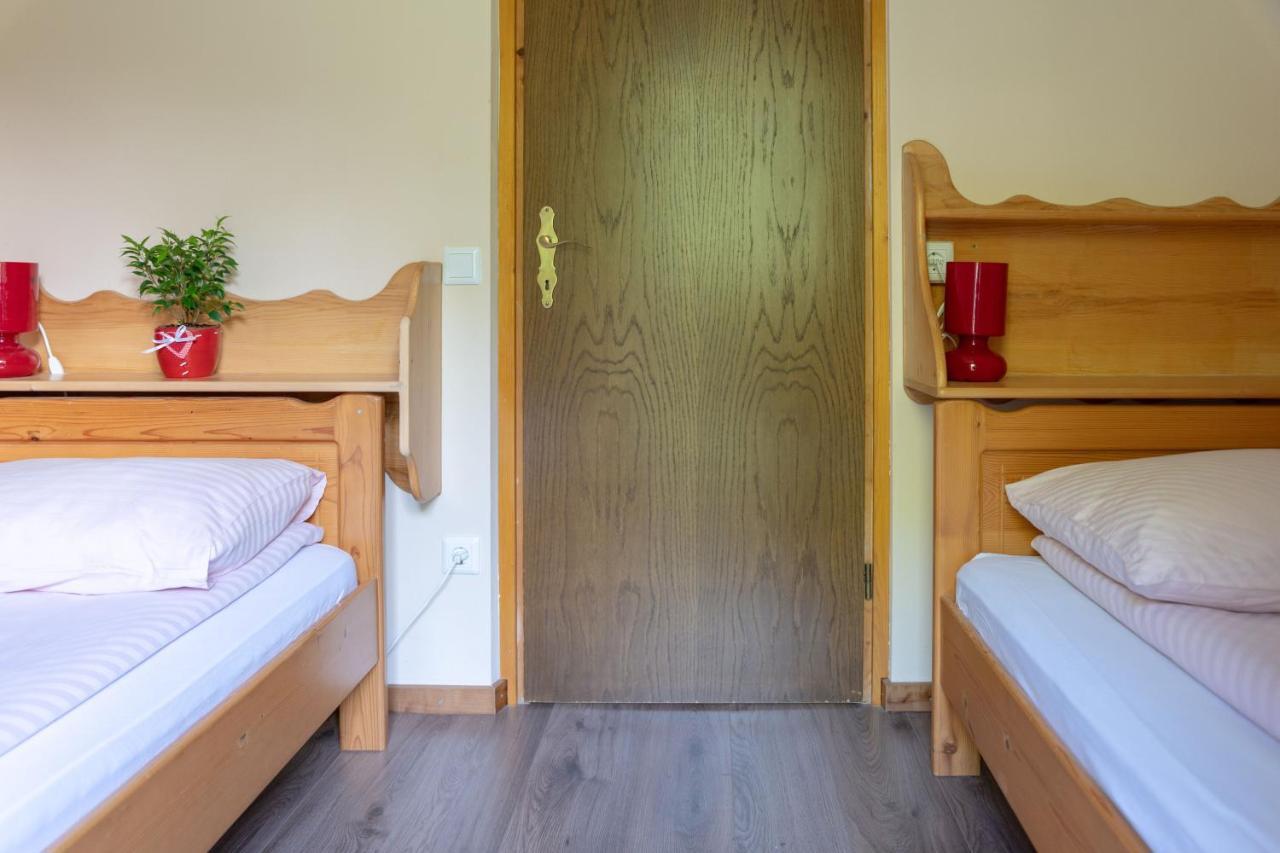 Apartments Maja By The River Бохин Екстериор снимка