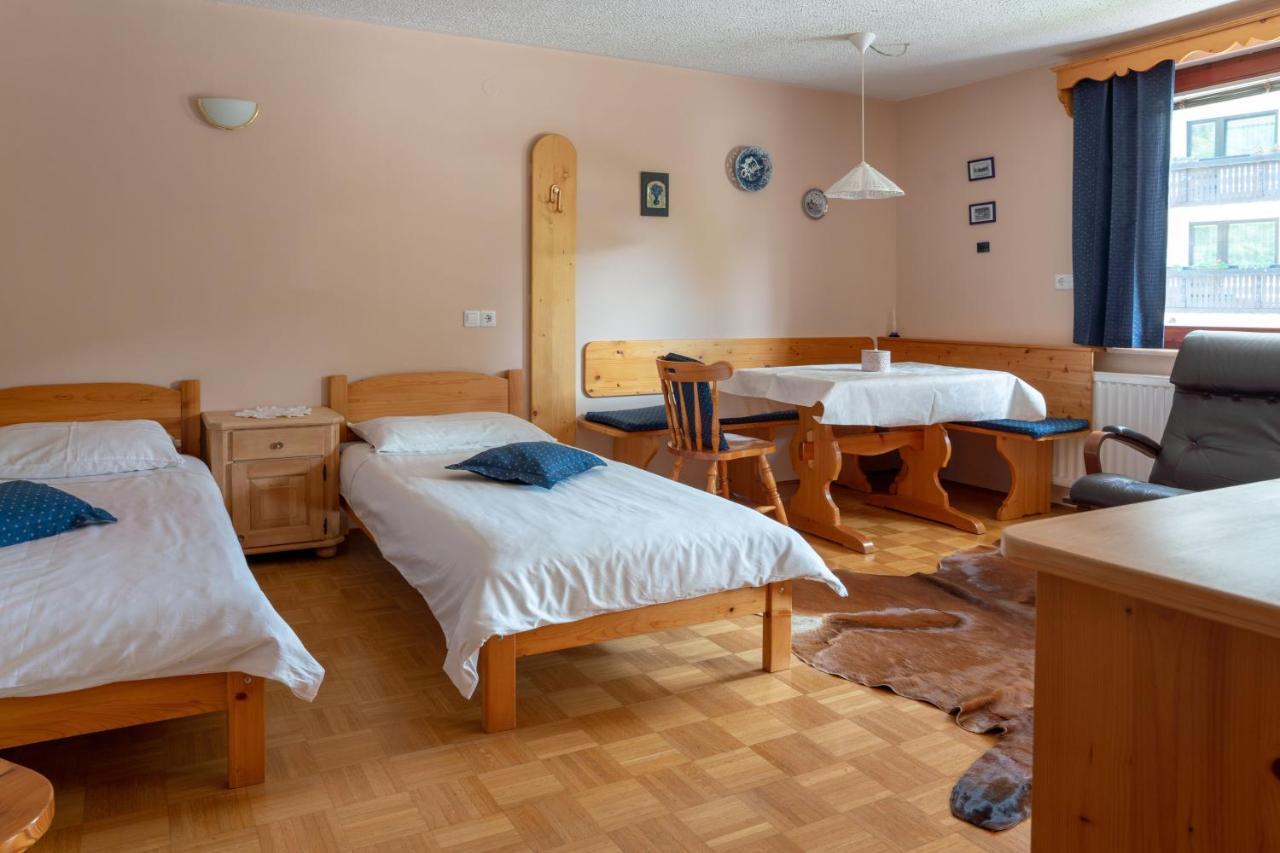 Apartments Maja By The River Бохин Екстериор снимка