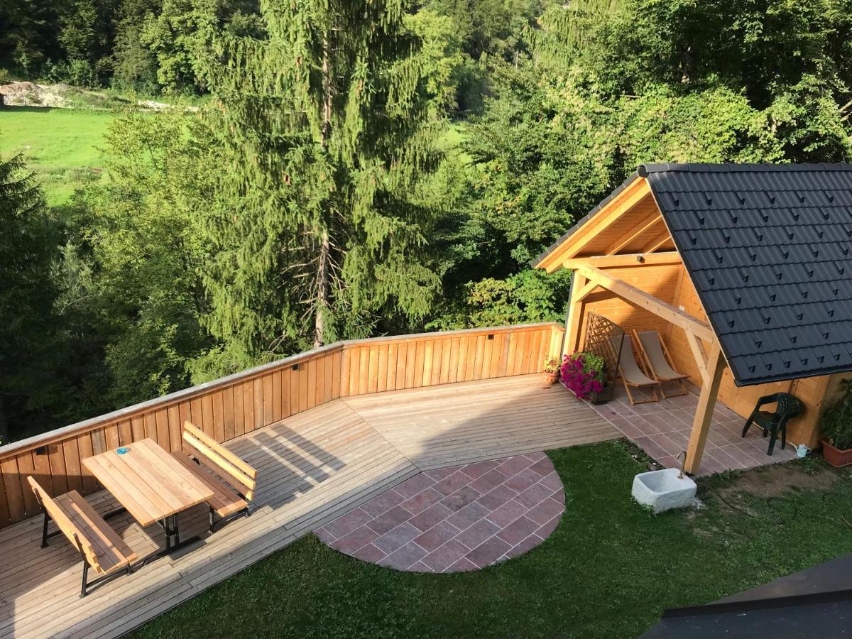 Apartments Maja By The River Бохин Екстериор снимка