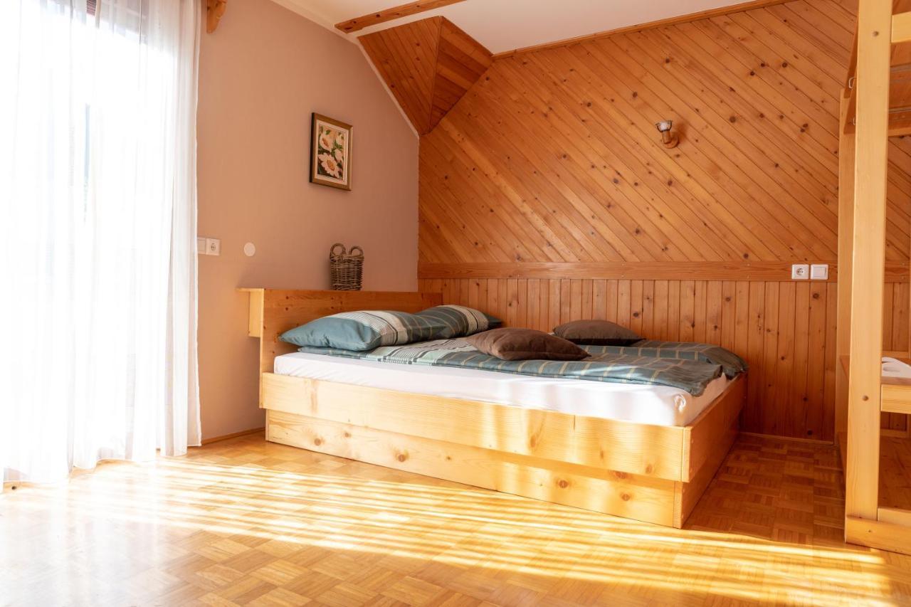 Apartments Maja By The River Бохин Екстериор снимка