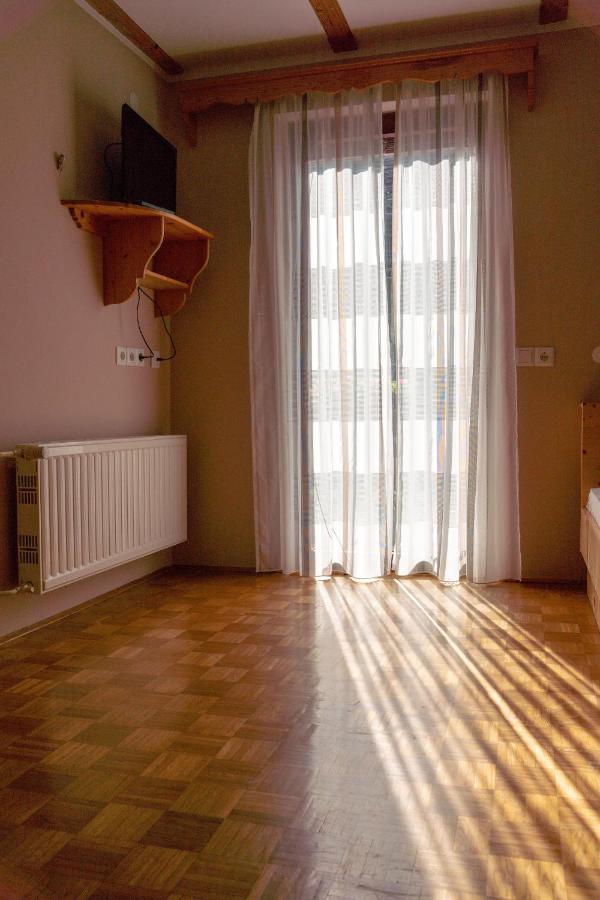 Apartments Maja By The River Бохин Екстериор снимка