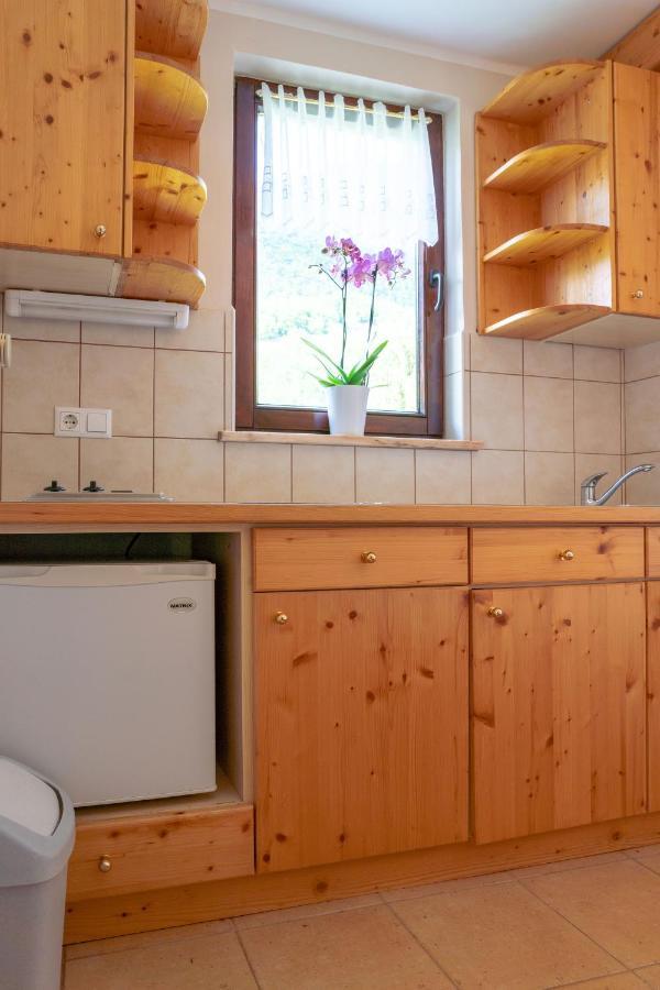 Apartments Maja By The River Бохин Екстериор снимка